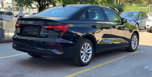 Audi A3 30 TFSI Limuzina *Nove GoodYear gume* Automatik